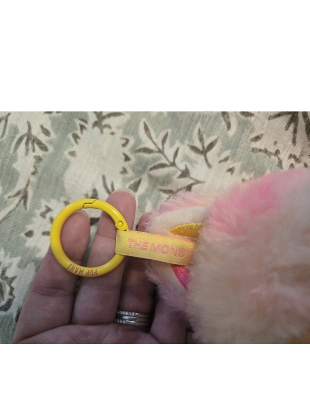 POPMART - LABUBU Big Into Energy - [Loyalty] - Authentic - Picture 2 of 4